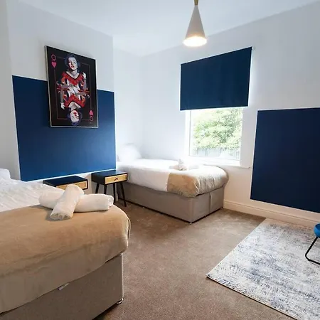 Holiday home Hanson House - Prime Location - Free Parking, Fast Wifi, Smarttv With Netflix By Yoko