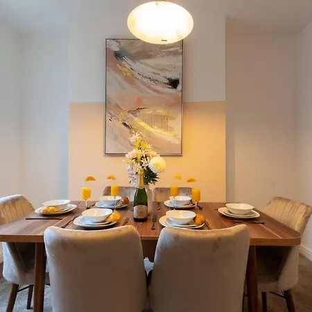 Hanson House - Prime Location - Free Parking, Fast Wifi, Smarttv With Netflix By Yoko * Redcar